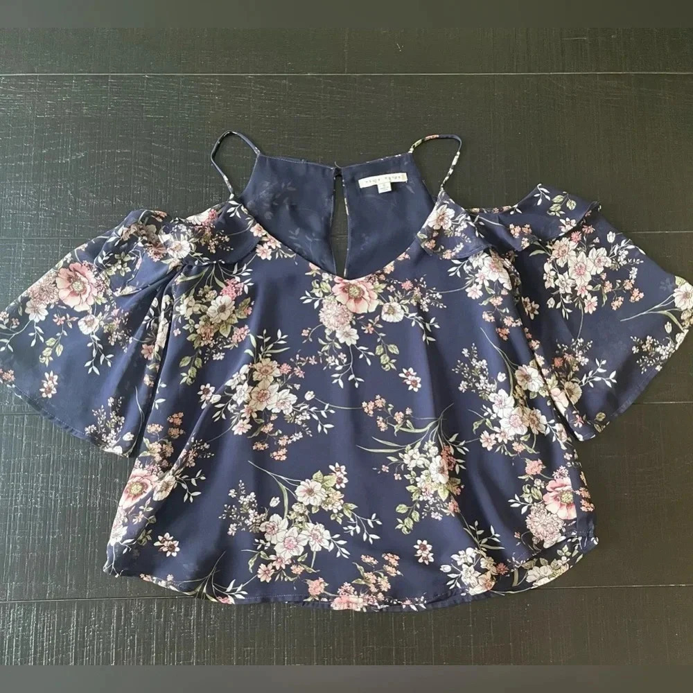 Haute Monde Floral Cold Shoulder Top SZ S